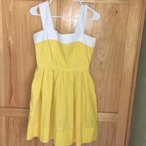 Gap yellow fit flare dress women’s sz 4 excellent
